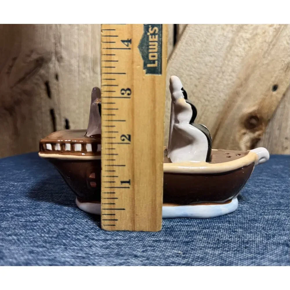 Cracker Barrel Pirate Ship Salt and Pepper Shakers Ceramic Set